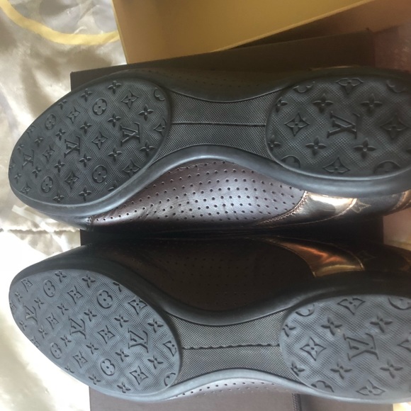 Louis Vuitton Monogram Canvas sneakers - Picture 3 of 4
